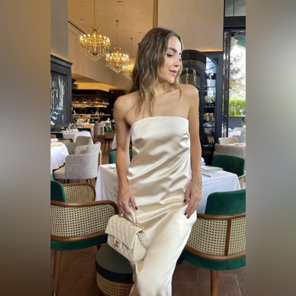 SLEEVELESS SATIN DRESS CREAM - Picture 2 of 7